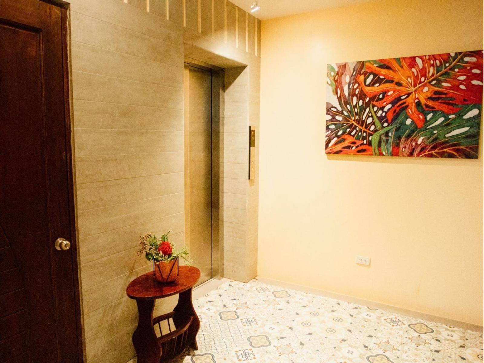 Arc Homes Hotel Panglao Powered By Cocotel Buitenkant foto